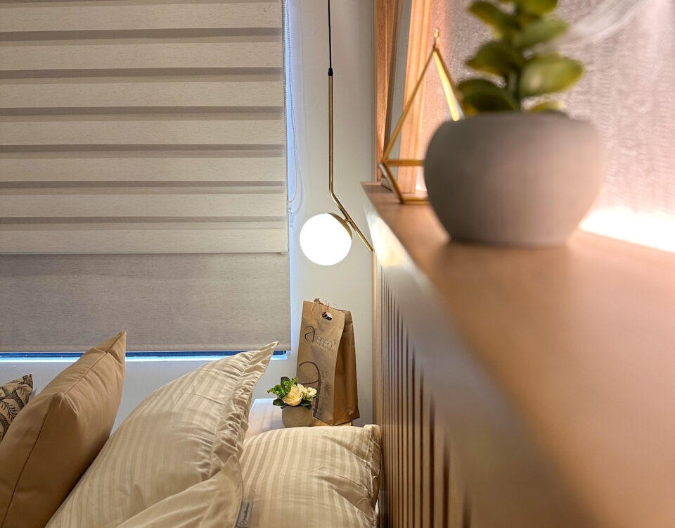 Diseño Interior Proyecto Habitación Cota Foto detalle cabecera en flor morado - Millenium Brokers pisos e interiorismo