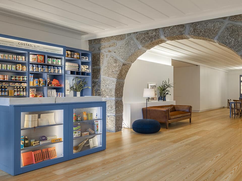 Foto4 | Millenium Brokers | Pisos e interiorismo Comercializamos e instalamos pisos en madera, pisos SPC y pisos laminados bajo la representación exclusiva de pisos Ribadao. Transformamos los espacios de nuestros clientes mediante el diseño interior e interiorismo comercial.